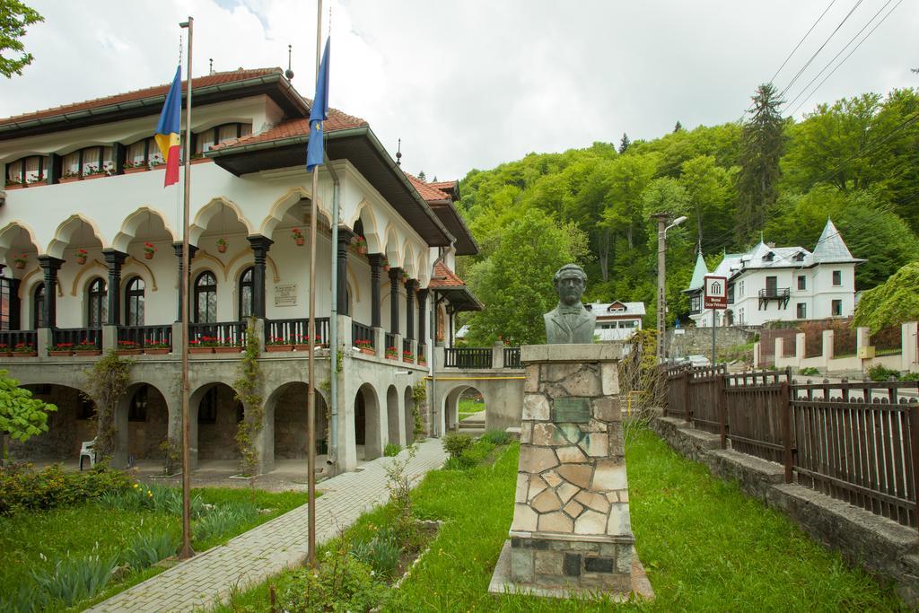 Il Piccolo Castello Buşteni Exteriér fotografie